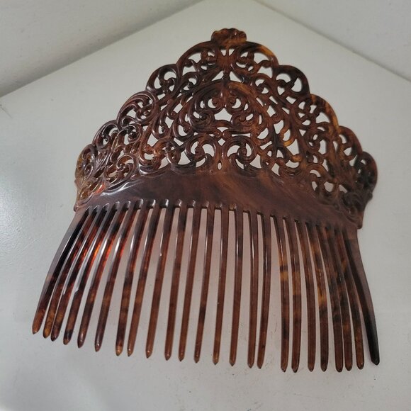 Vintage Large Spanish Mantilla Comb of Tortoiseshell Color main image 7